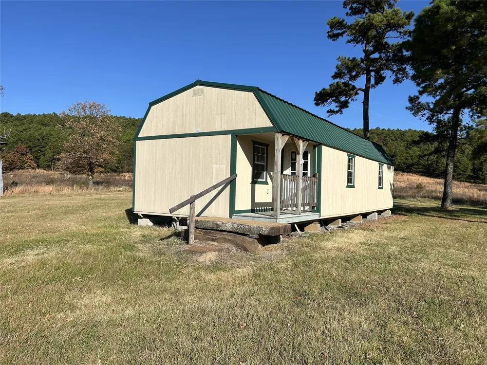 9915 SE Highway 2 Wilburton, OK 74578