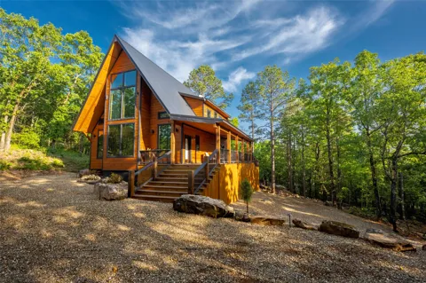 182 Sweet Magnolia Lane