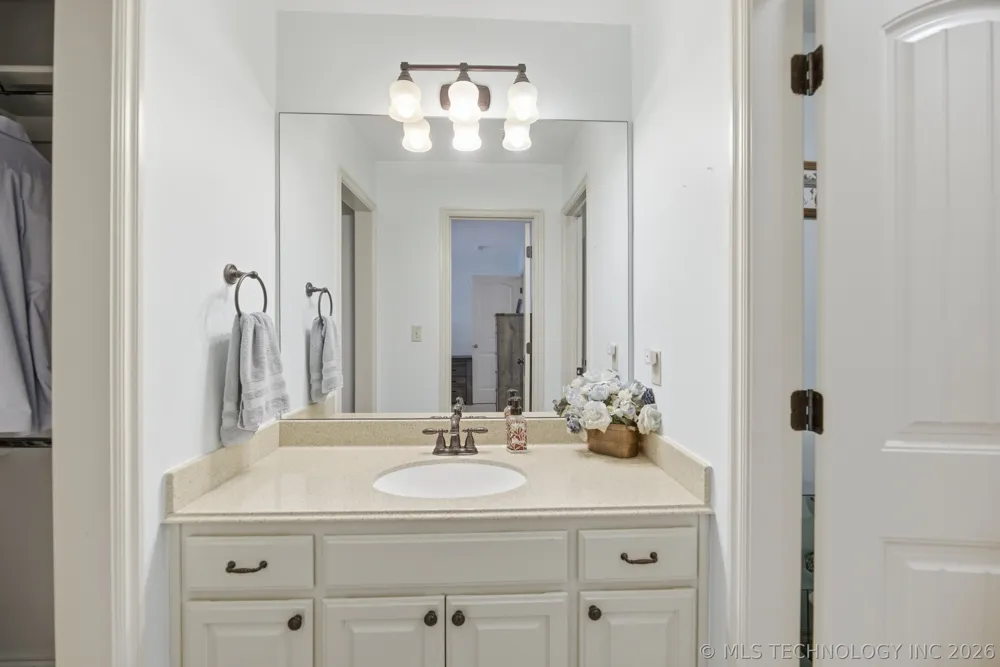 602 Cross Timbers Boulevard Sapulpa, OK 74066