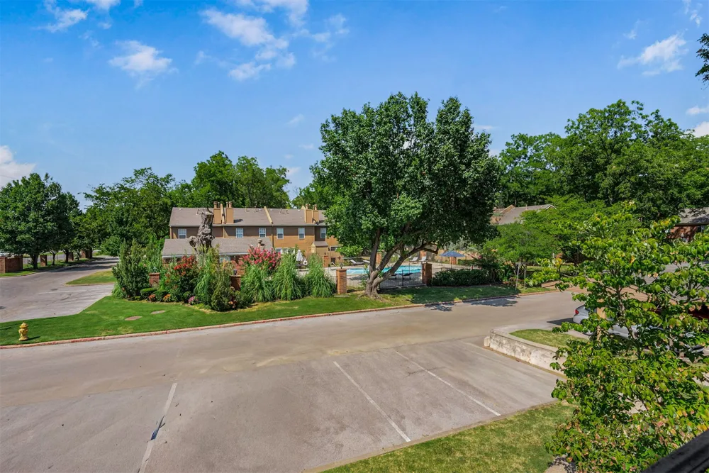 6247 S Yorktown Avenue #2 Tulsa, OK 74136