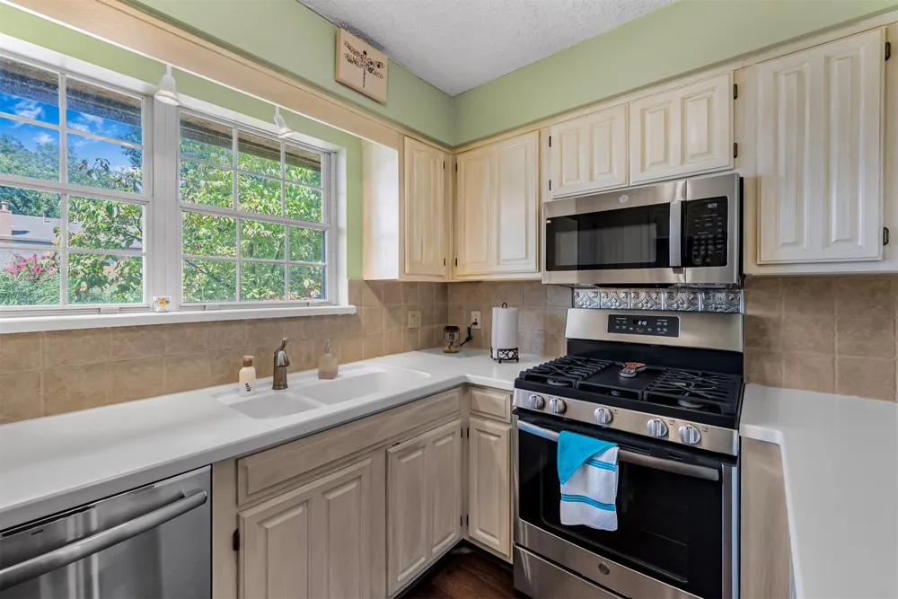 6247 S Yorktown Avenue #2 Tulsa, OK 74136
