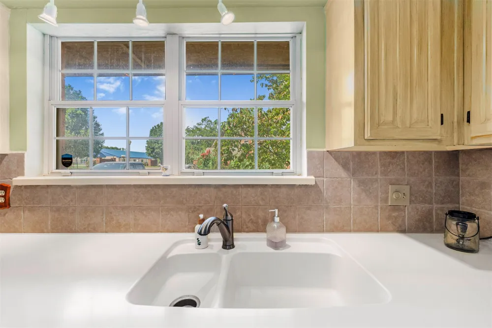 6247 S Yorktown Avenue #2 Tulsa, OK 74136
