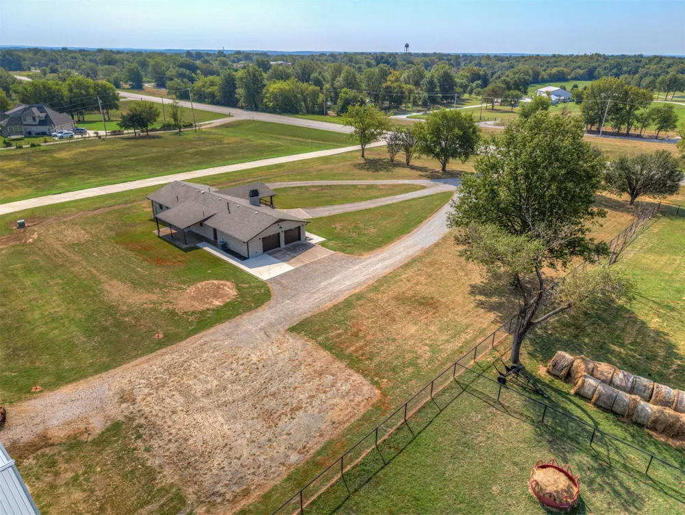 7157 E Hwy 266 Claremore, OK 74019