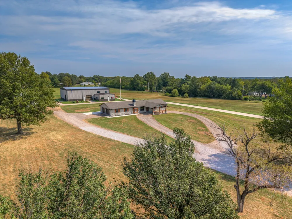 7157 E Hwy 266 Claremore, OK 74019