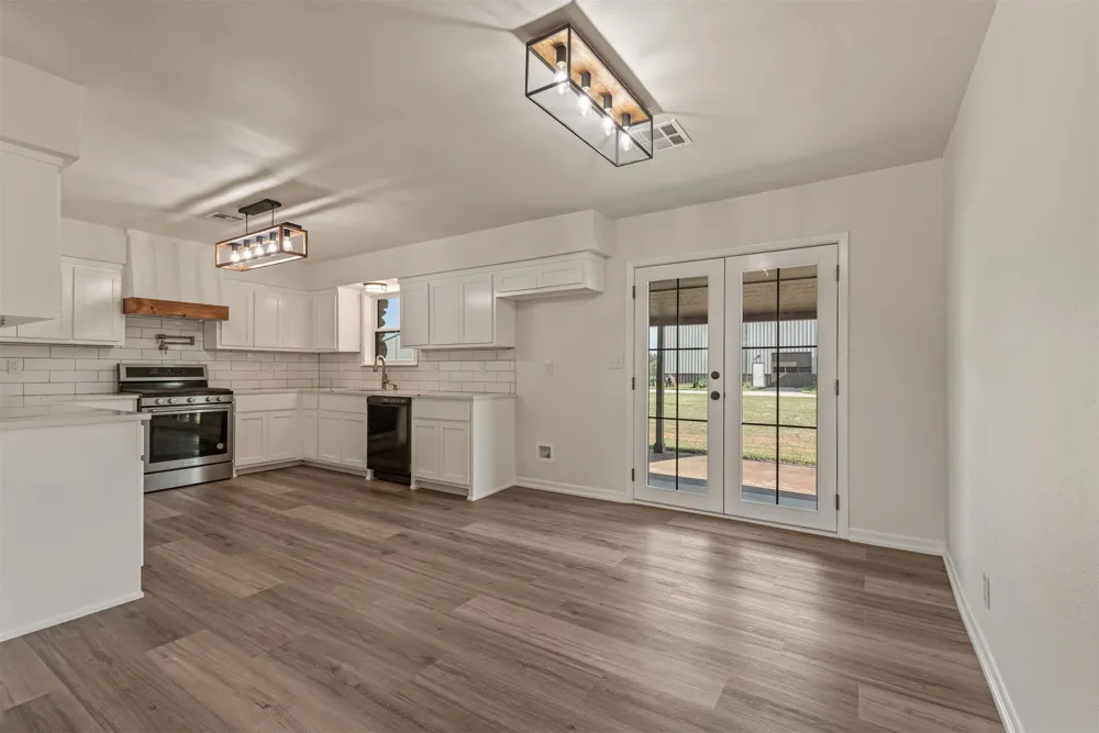 7157 E Hwy 266 Claremore, OK 74019