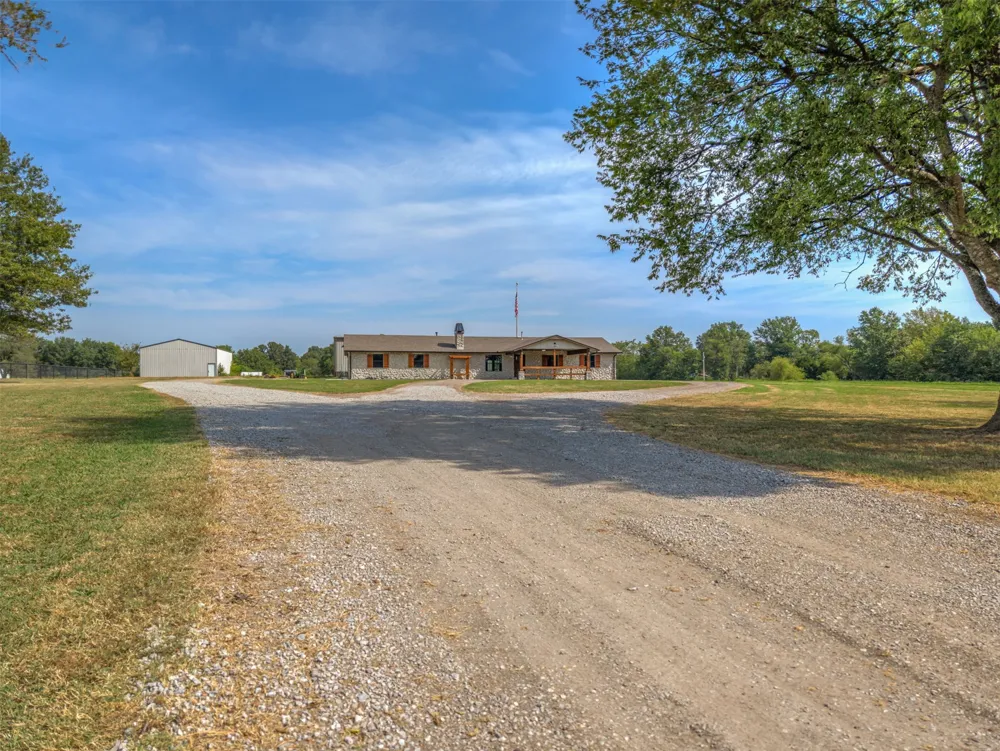 7157 E Hwy 266 Claremore, OK 74019