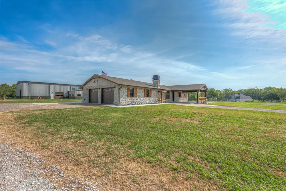 7157 E Hwy 266 Claremore, OK 74019