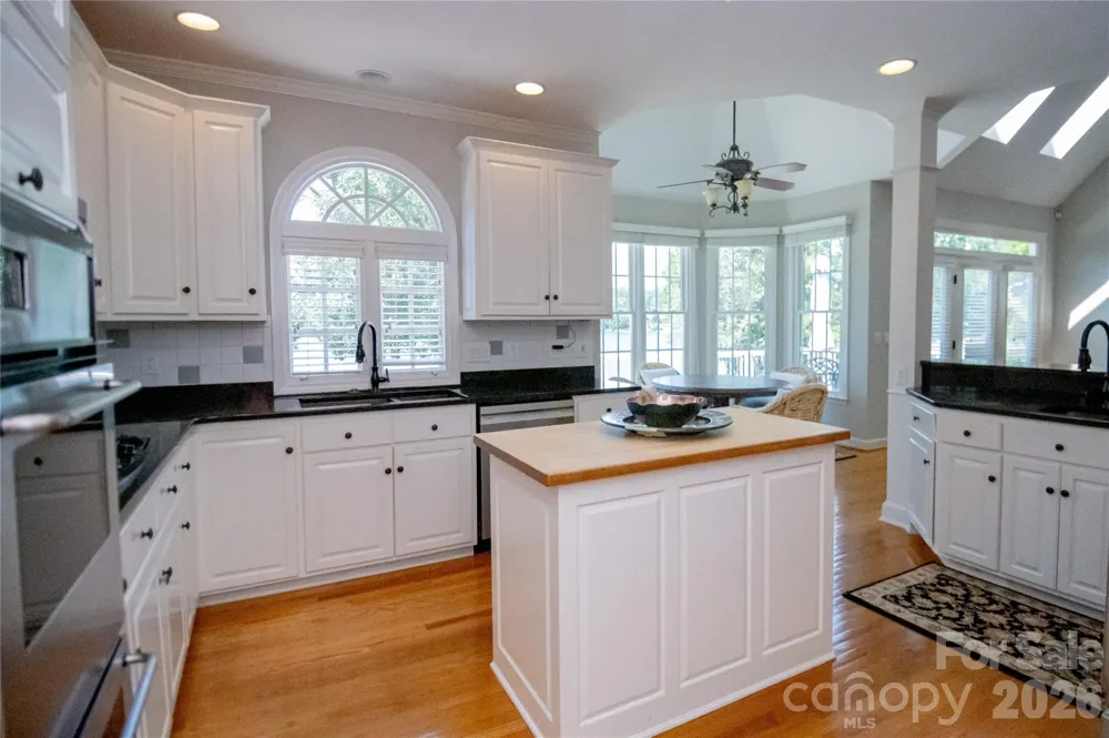 1563 Calls Lodge Court Morganton, NC 28655