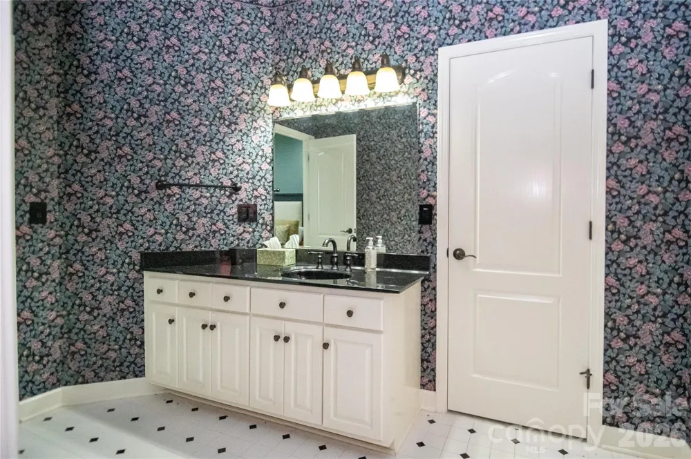 1563 Calls Lodge Court Morganton, NC 28655