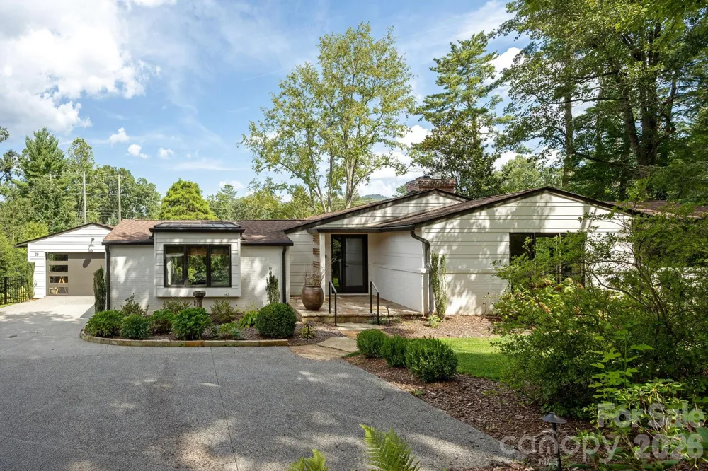 28 Forest Road Asheville, NC 28803