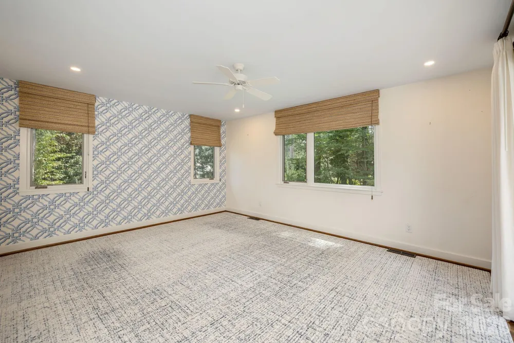 28 Forest Road Asheville, NC 28803