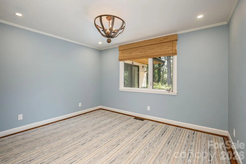 28 Forest Road Asheville, NC 28803