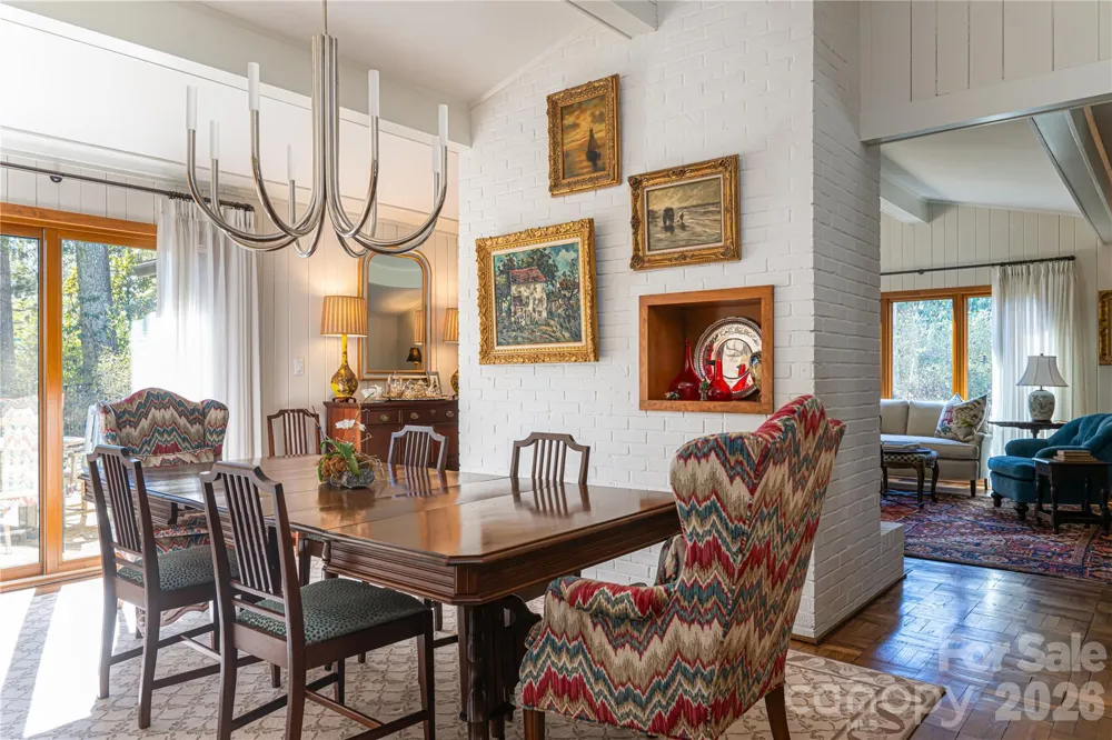 28 Forest Road Asheville, NC 28803