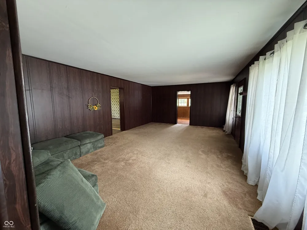 588 W Cardinal Road Rockville, IN 47872