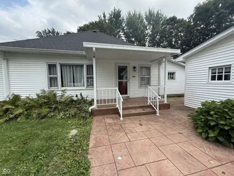 588 W Cardinal Road