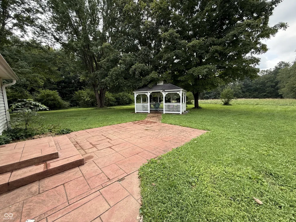 588 W Cardinal Road Rockville, IN 47872