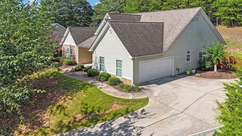 4337 Shag Bark Trail