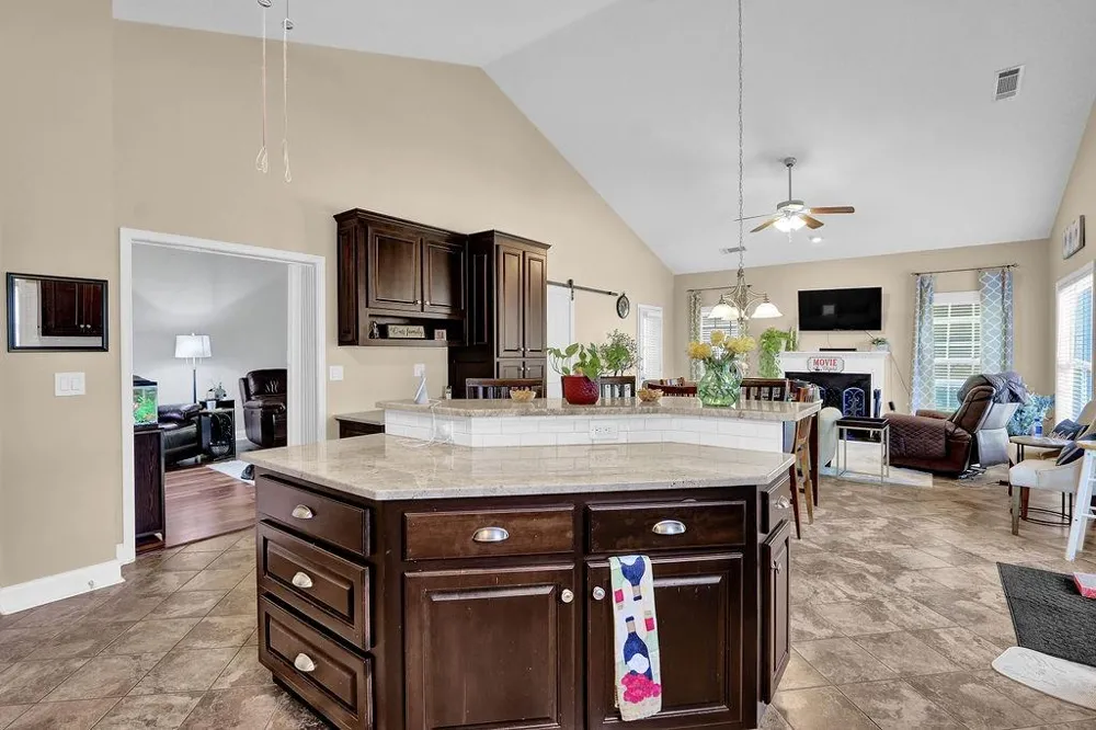 4337 Shag Bark Trail Gainesville, GA 30507