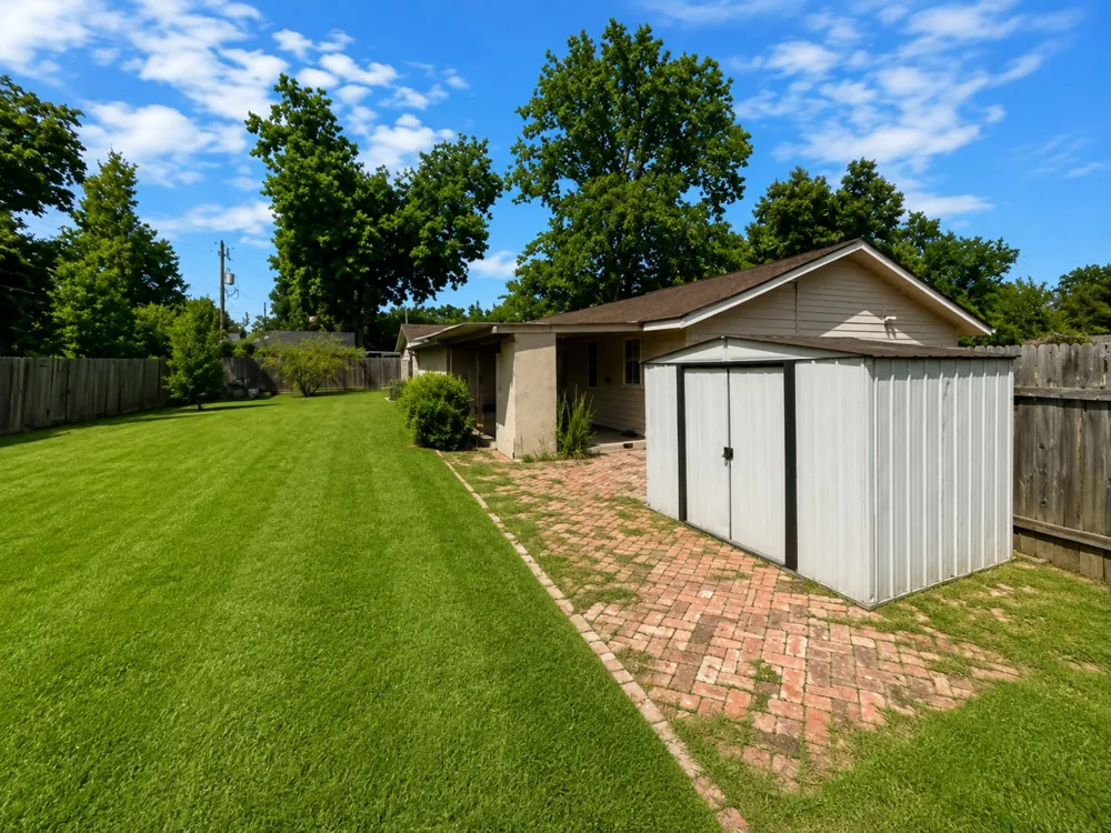 4744 Carolyn Lane Shreveport, LA 71105