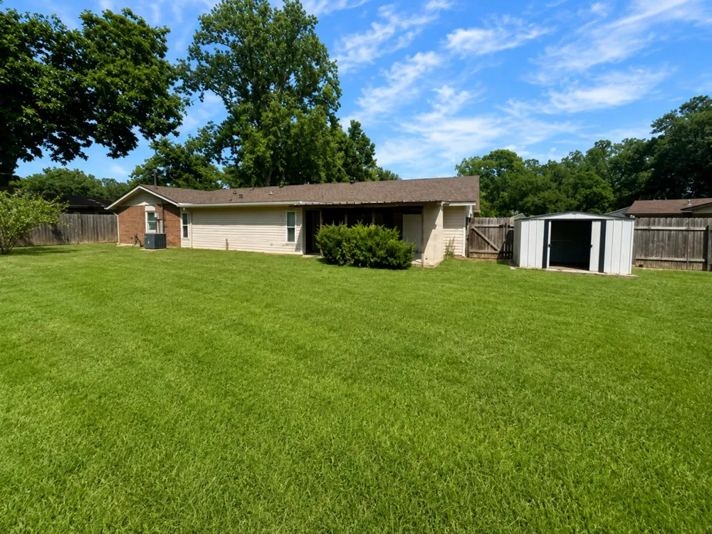 4744 Carolyn Lane Shreveport, LA 71105