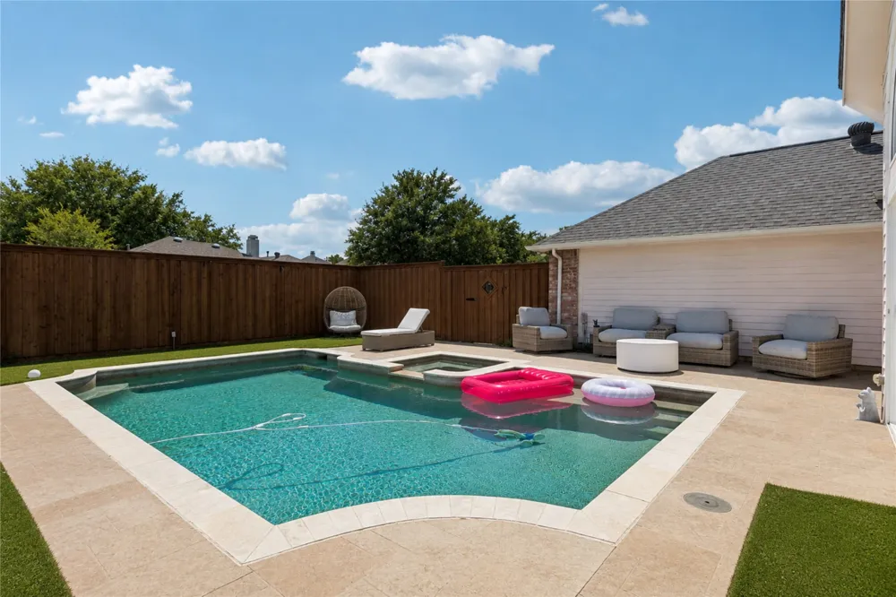 1510 Palisades Drive Carrollton, TX 75007