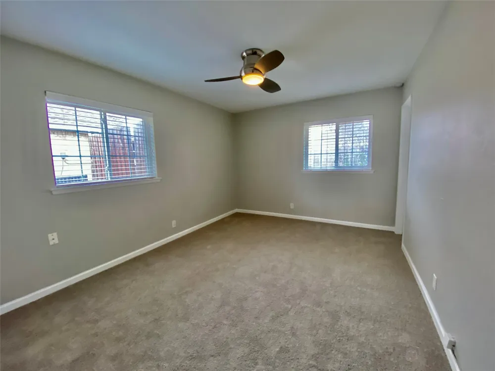 828 Kingswood Avenue Richardson, TX 75080