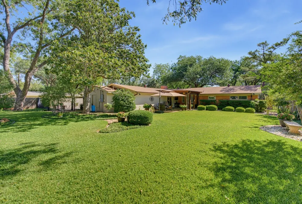 1526 Elmwood Drive Abilene, TX 79605