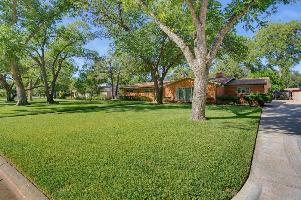 1526 Elmwood Drive Abilene, TX 79605