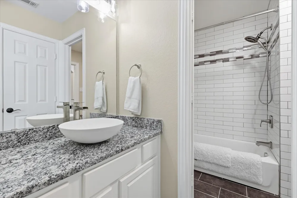 374 Fairlanding Avenue Fairview, TX 75069