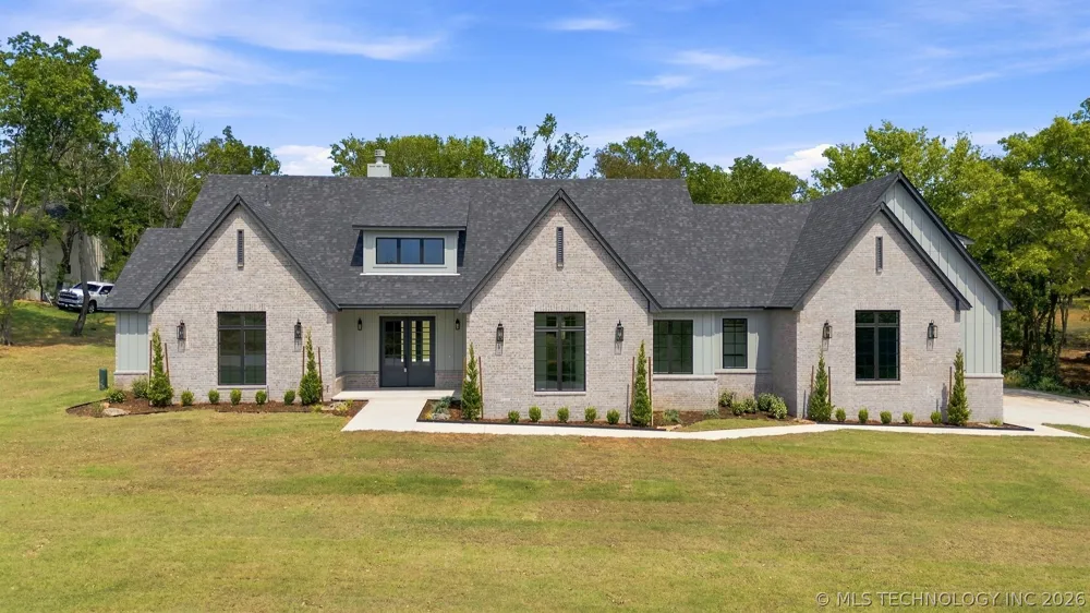 29513 E 106th Street Coweta, OK 74429