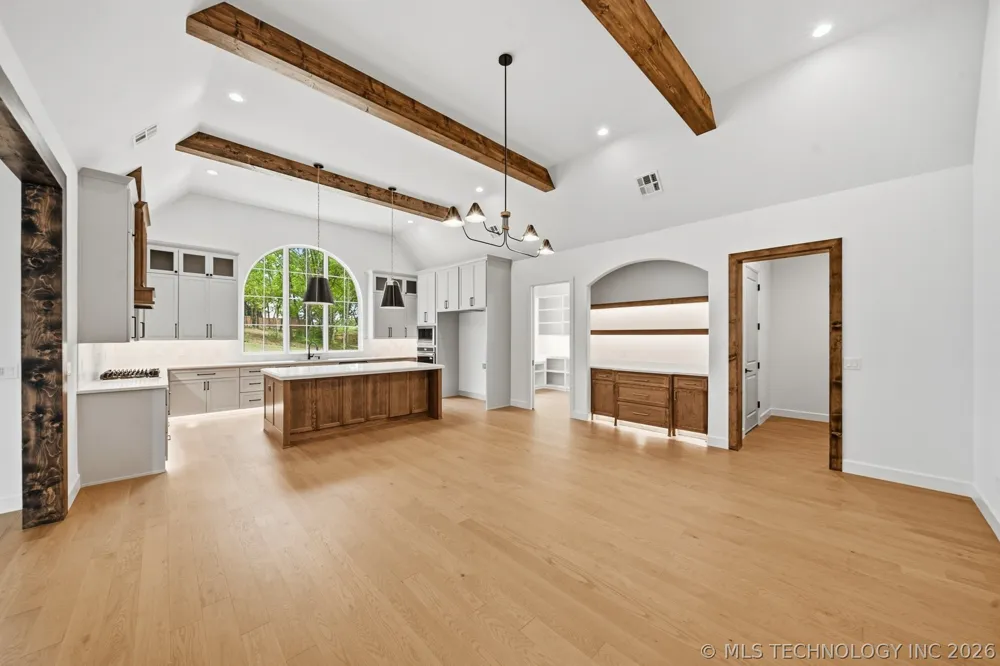 29513 E 106th Street Coweta, OK 74429