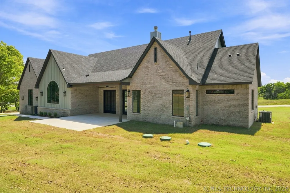 29513 E 106th Street Coweta, OK 74429