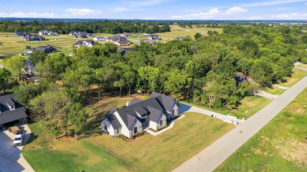 29513 E 106th Street Coweta, OK 74429