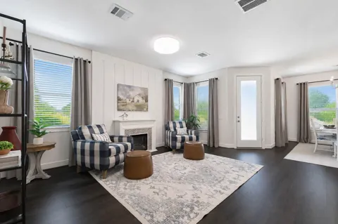 5914 Pedernales Bend Lane