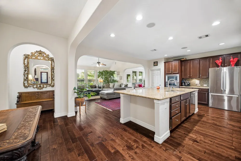 3102 London Lane Missouri City, TX 77459