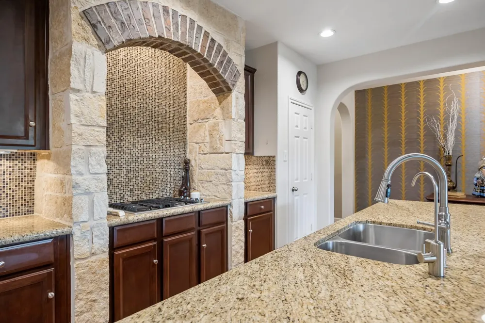 3102 London Lane Missouri City, TX 77459