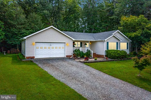 102 CANVASBACK LANE