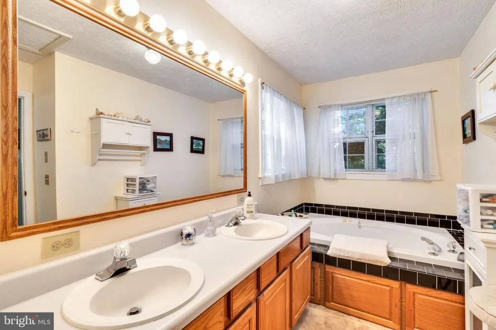 102 CANVASBACK LANE Heathsville, VA 22473