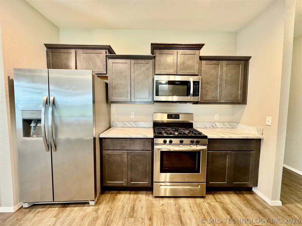 1814 S 14th Street Broken Arrow, OK 74012