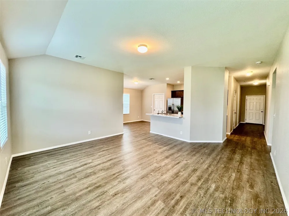 1814 S 14th Street Broken Arrow, OK 74012
