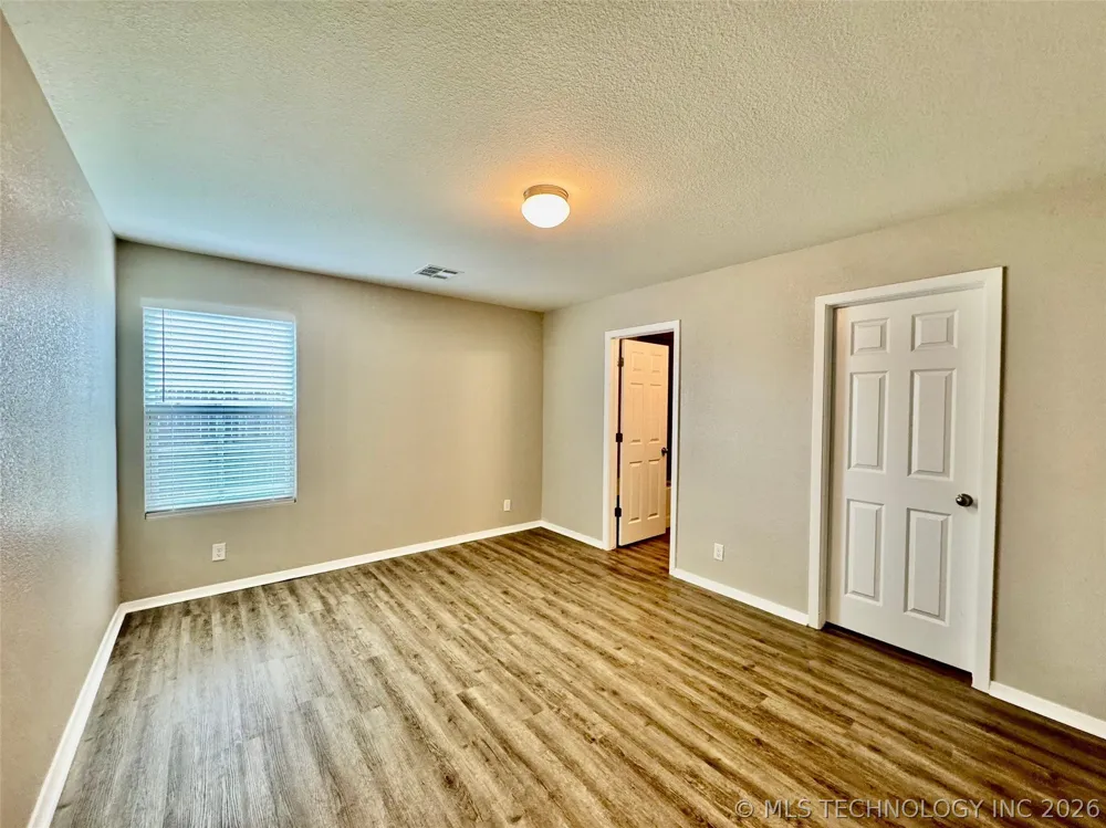 1814 S 14th Street Broken Arrow, OK 74012