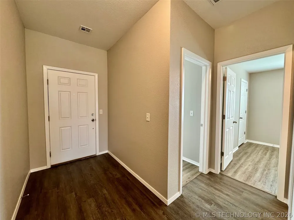1814 S 14th Street Broken Arrow, OK 74012