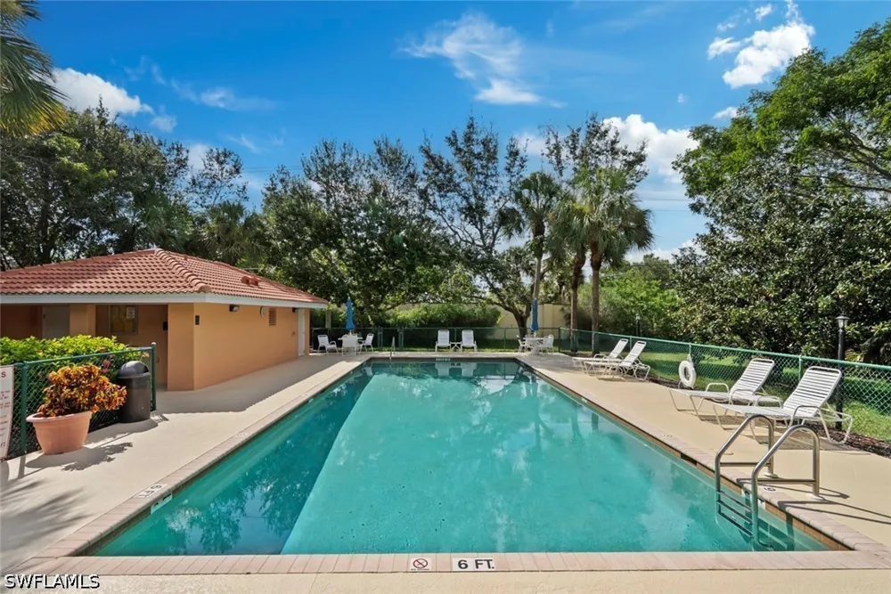 Beach Resort Drive #14 Naples, FL 34114