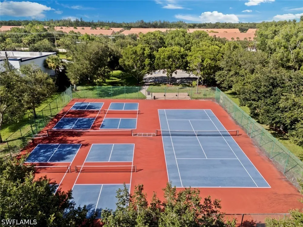 Beach Resort Drive #14 Naples, FL 34114