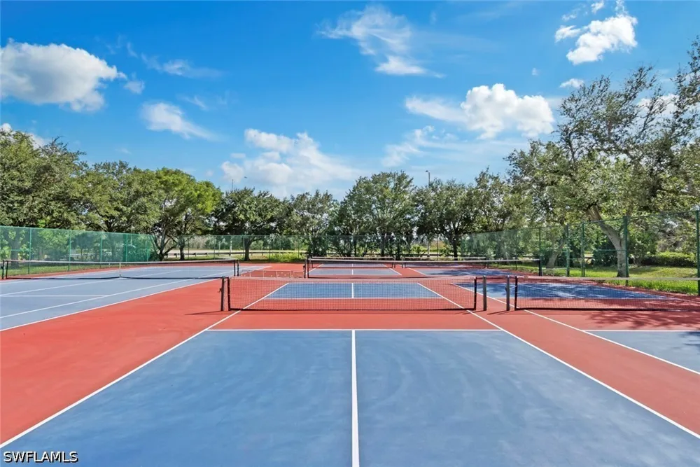 Beach Resort Drive #14 Naples, FL 34114