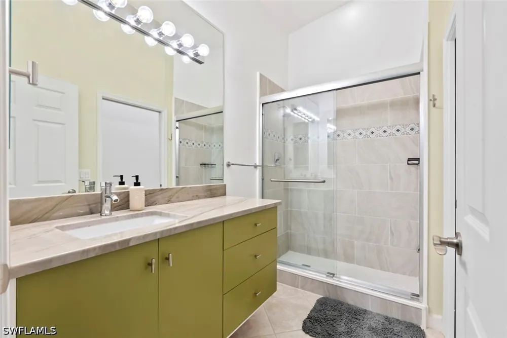 Beach Resort Drive #14 Naples, FL 34114