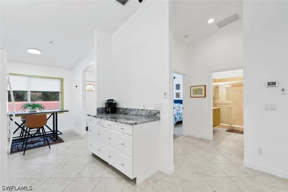 Beach Resort Drive #14 Naples, FL 34114