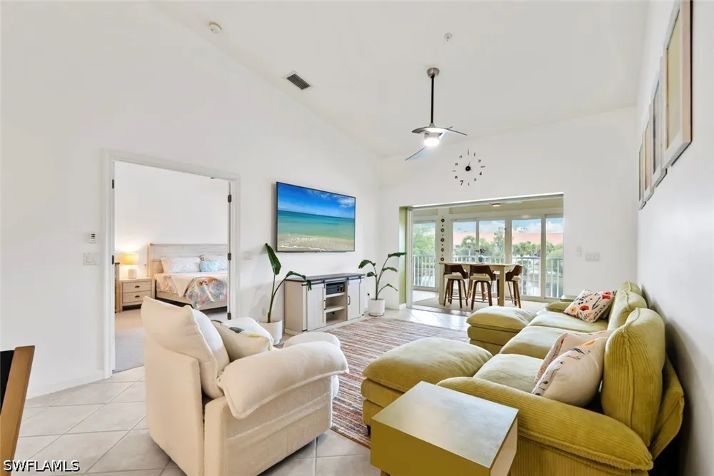Beach Resort Drive #14 Naples, FL 34114