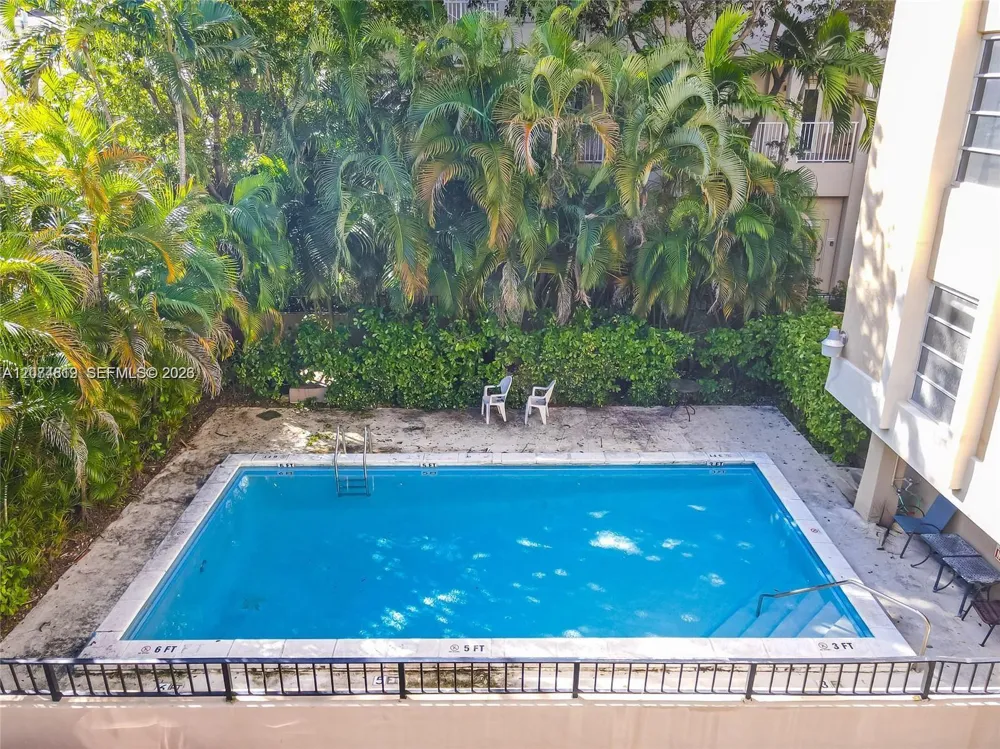 110 Salamanca Ave #403 Coral Gables, FL 33134