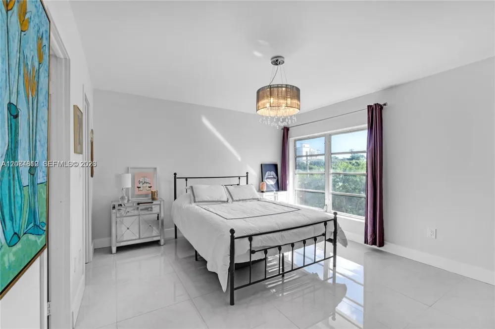 110 Salamanca Ave #403 Coral Gables, FL 33134
